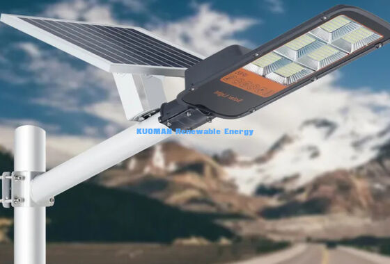 IP67 वाटरप्रूफ 300W-500W स्मार्ट मोशन सेंसर एलईडी स्ट्रीट लाइट के साथ सौर स्ट्रीट लाइट